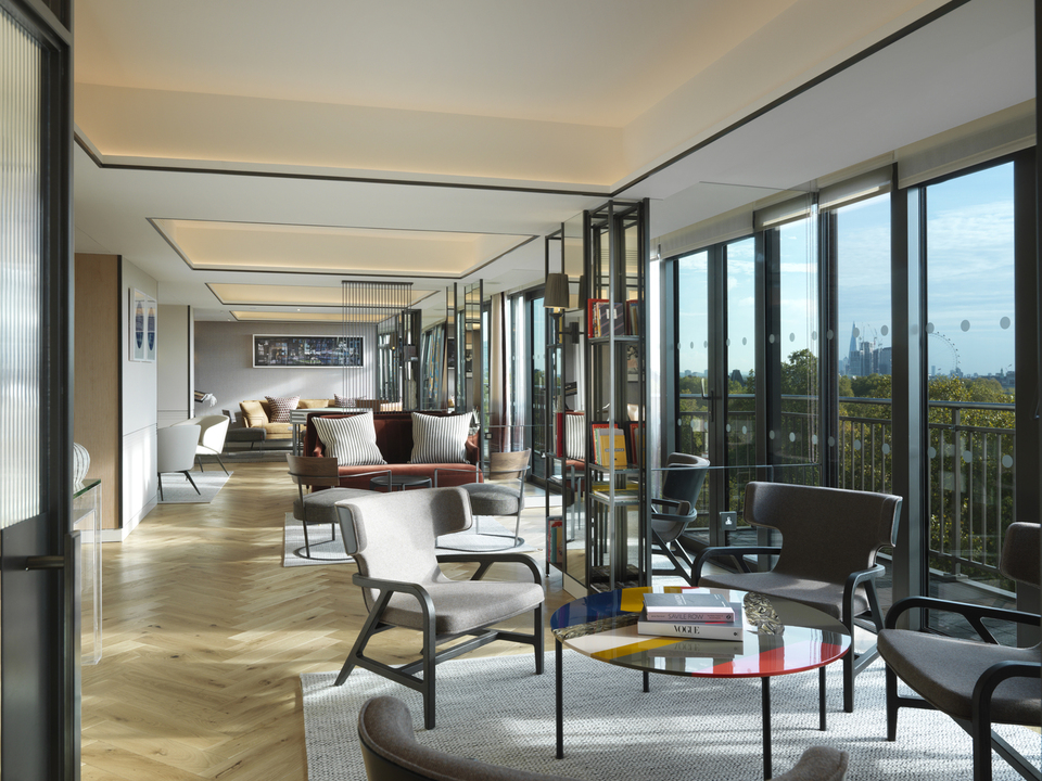 Athenaeum Hotel & Residences, photo 1
