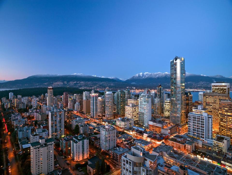 Hyatt Vancouver Downtown Alberni, photo 1