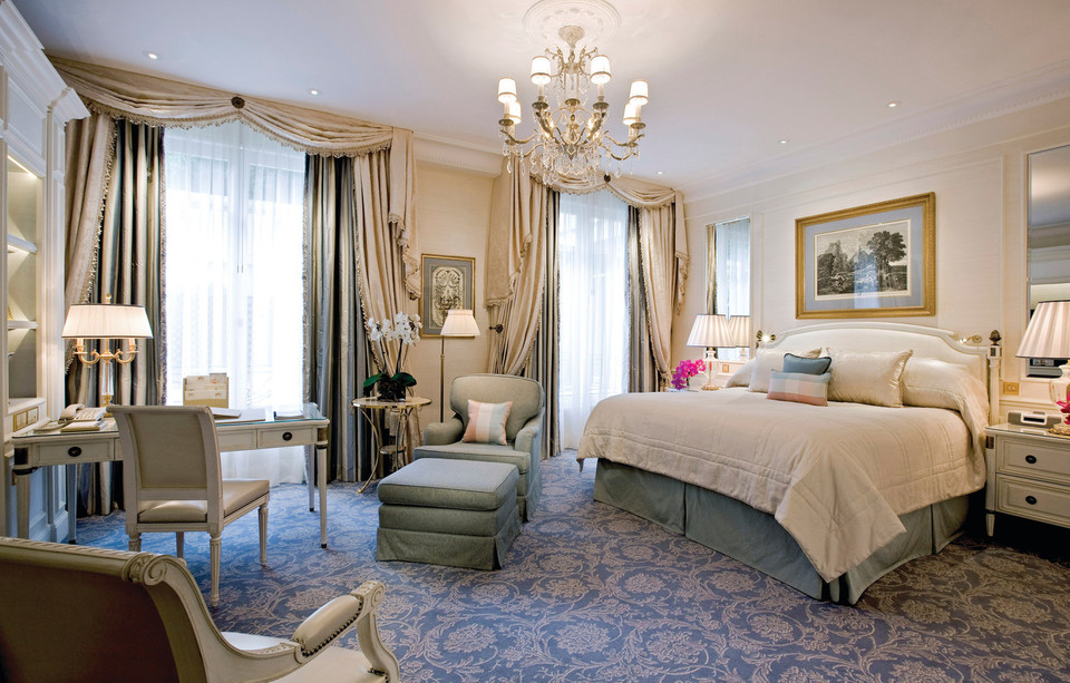 Four Seasons George V, photo 1