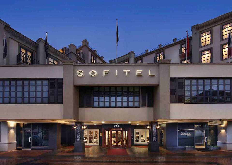Sofitel Queenstown Hotel and Spa, photo 1