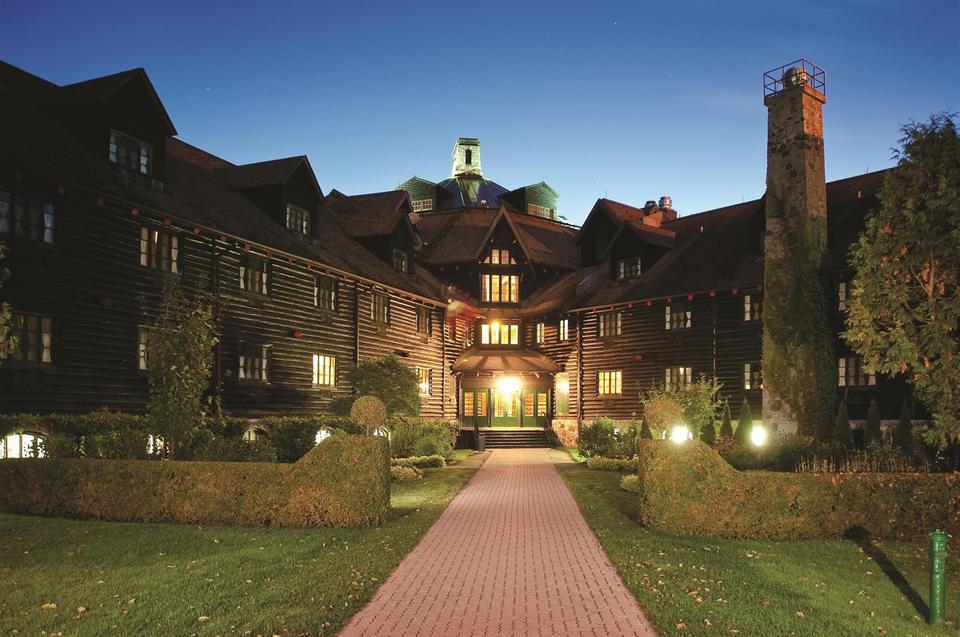 Fairmont Le Chateau Montebello, photo 1