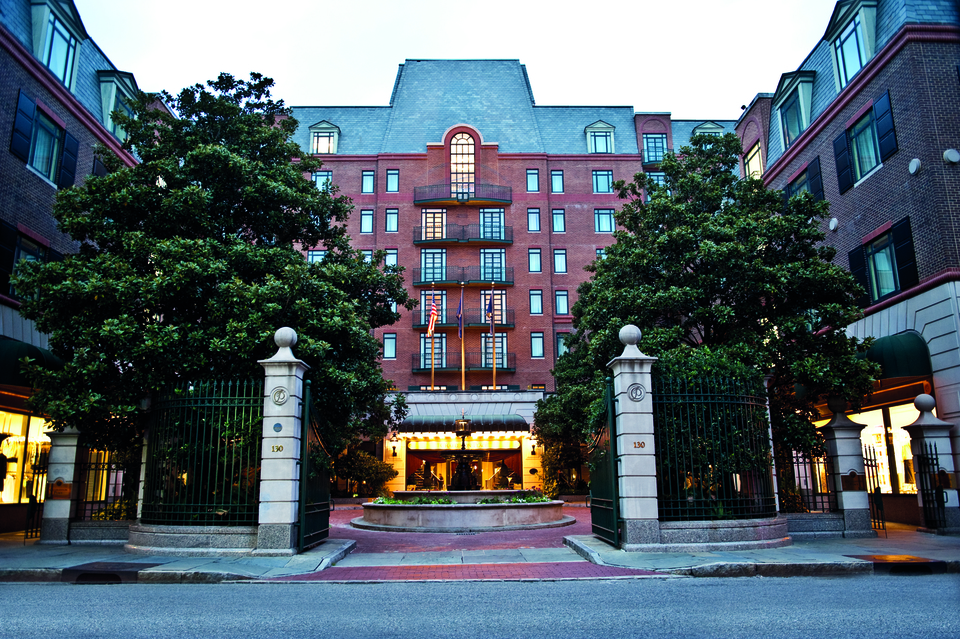 The Charleston Place, photo 3