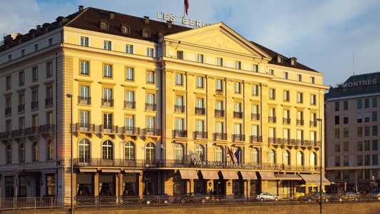 Four Seasons Hotel Des Bergues, photo 2