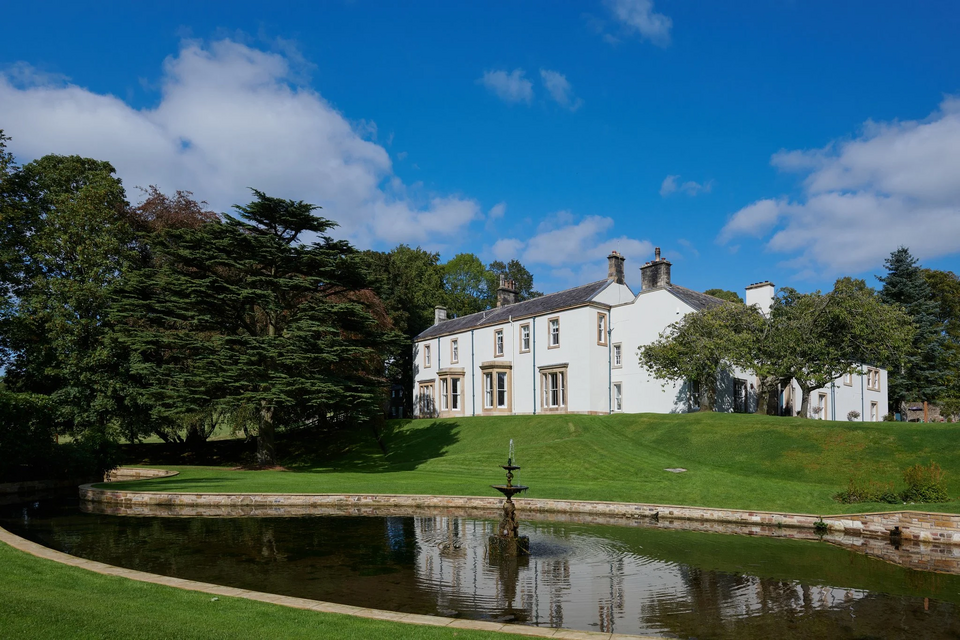 Farlam Hall, photo 2