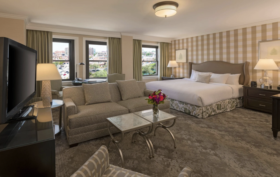 The Raphael Hotel, photo 4