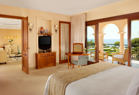 The St. Regis Mardavall Mallorca Resort, photo 2