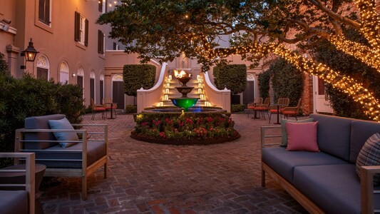 Hotel De La Poste – French Quarter, A Renaissance Hotel, photo 3