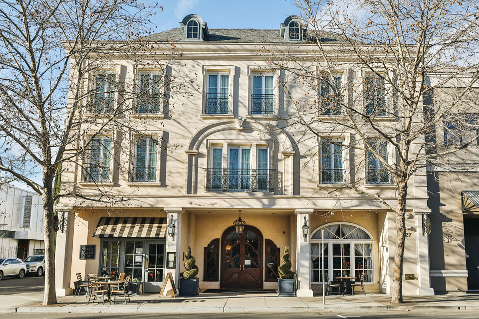 27 North, photo 1