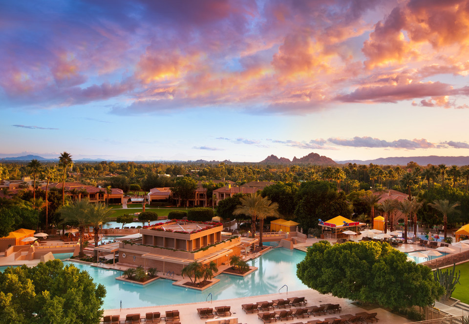 The Phoenician, photo 1