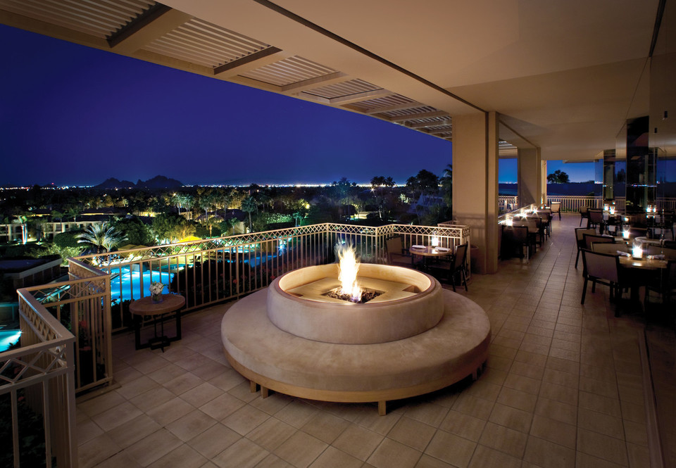 The Phoenician, photo 7