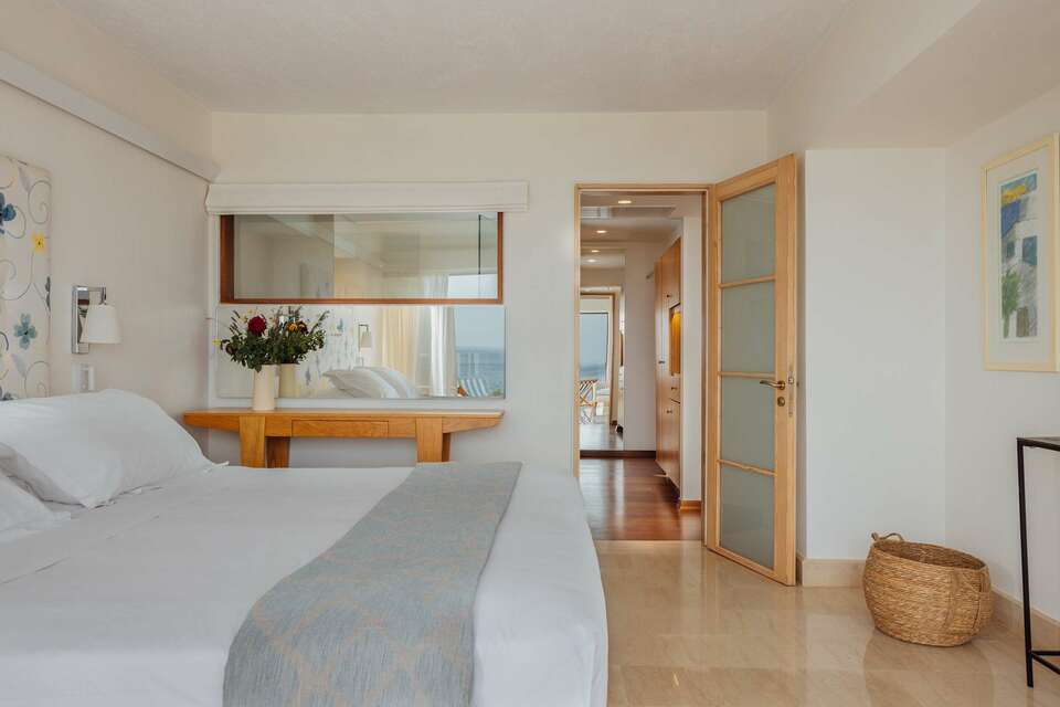 St Nicolas Bay Resort Hotel, photo 3