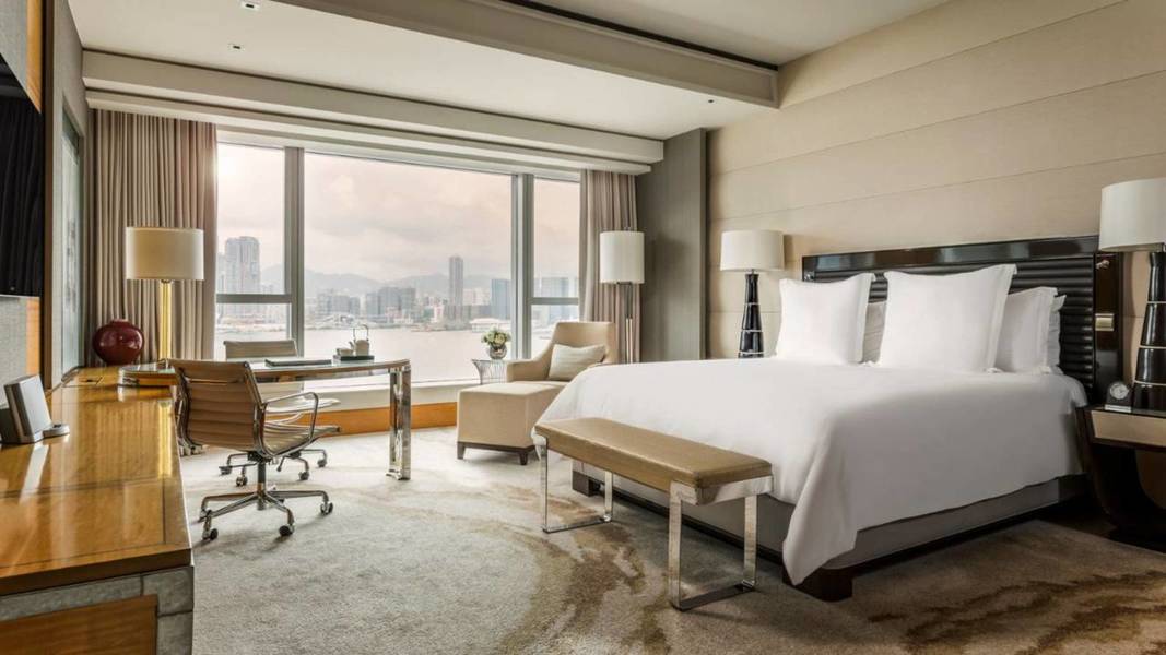 Four Seasons Hong Kong, photo 2