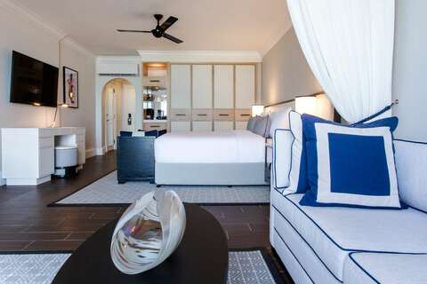 Fairmont Royal Pavilion, photo 3
