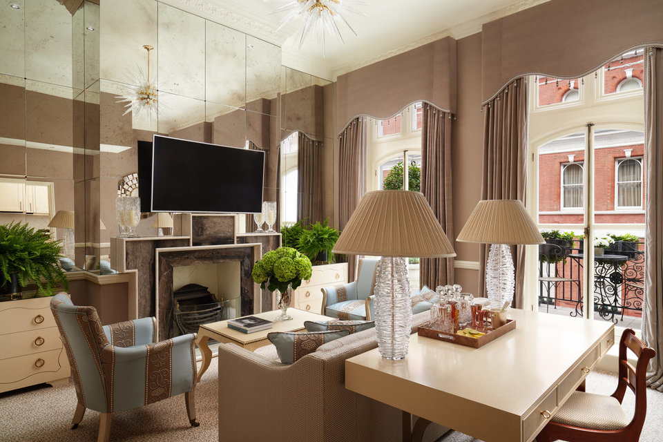 The Milestone Hotel and Residences, photo 4