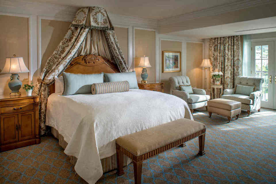 The Broadmoor, photo 2