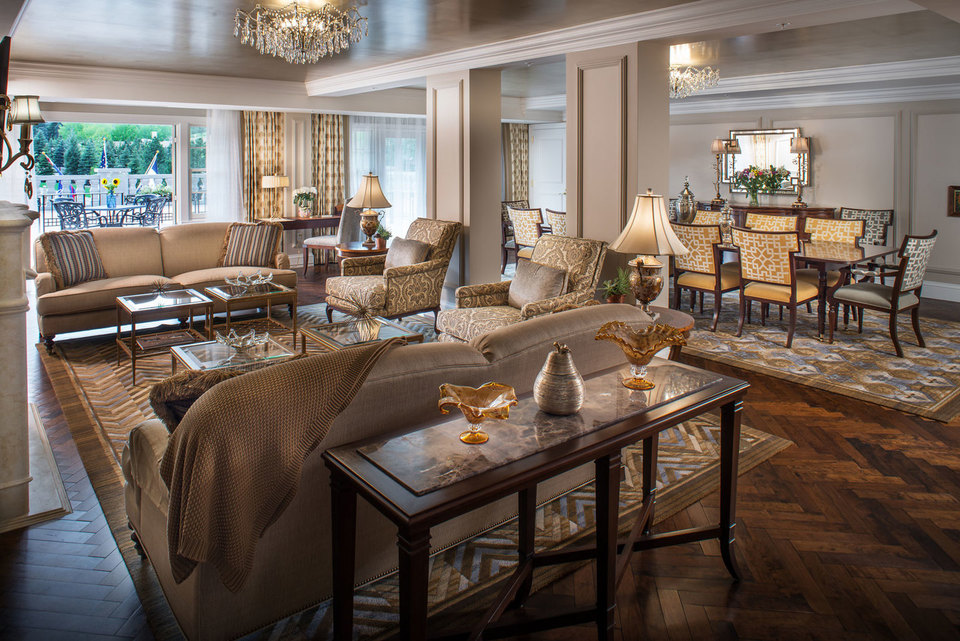 The Broadmoor, photo 3