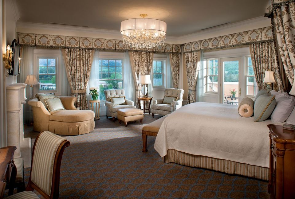 The Broadmoor, photo 4