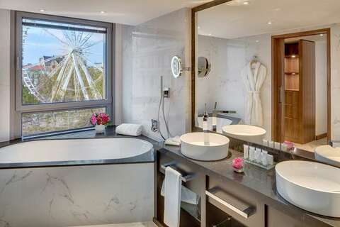 Kempinski Corvinus Budapest, photo 2