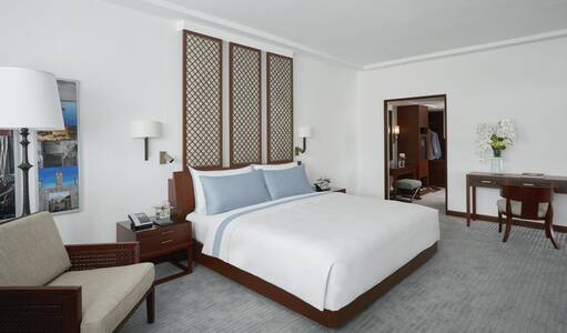 The Peninsula Manila, photo 2