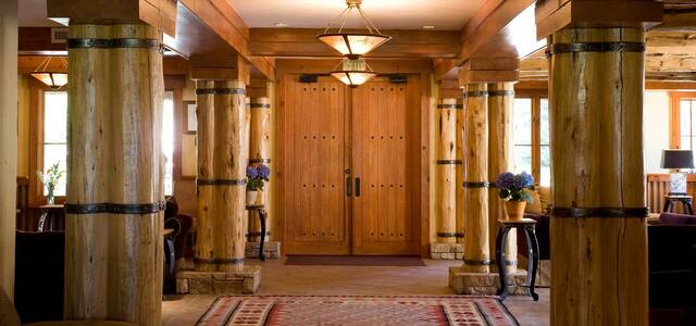 Inn At Lost Creek, photo 3