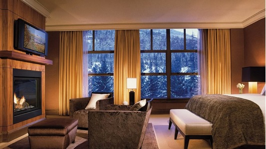 Four Seasons Resort Whistler, photo 3