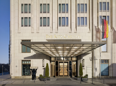 The Ritz-Carlton Berlin, photo 2