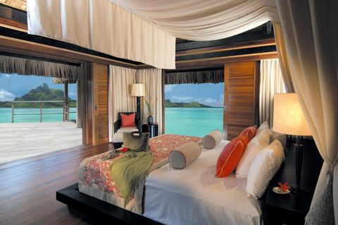 The St. Regis Bora Bora Resort, photo 2