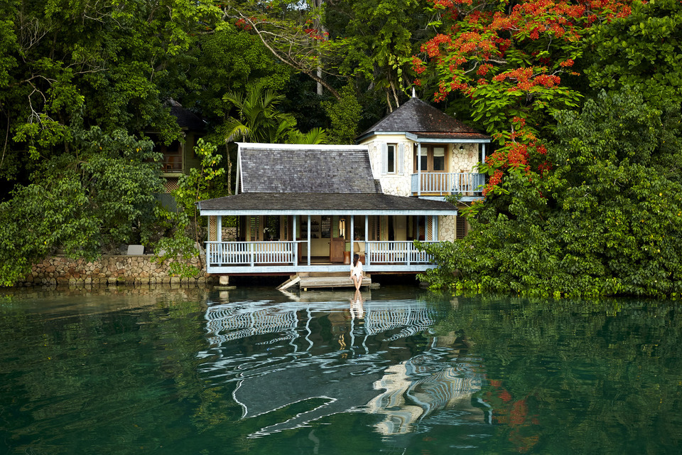 Goldeneye Resort, photo 1
