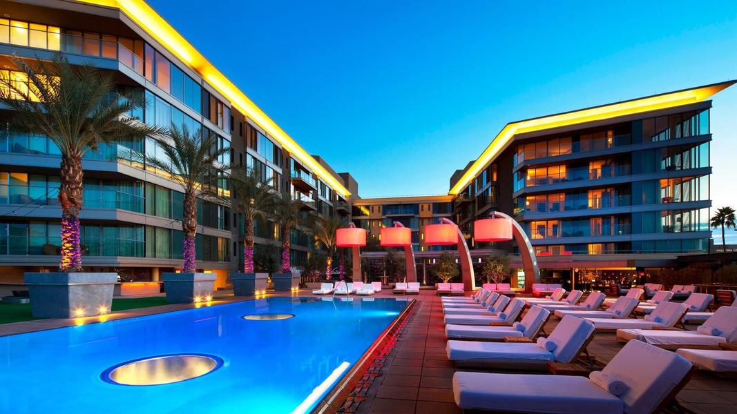 W Scottsdale, photo 1