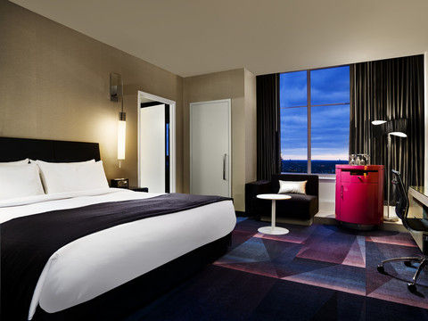 W Minneapolis - The Foshay, photo 3