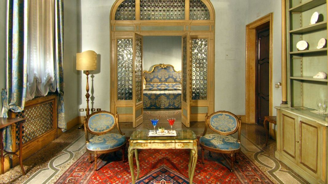 Hotel Locarno, photo 2