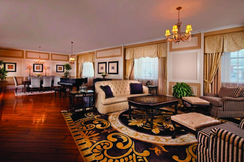 The Roosevelt New Orleans, A Waldorf Astoria Hotel, photo 2