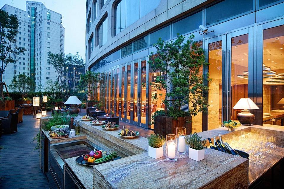 Andaz Shanghai A Hyatt Hotel, photo 1