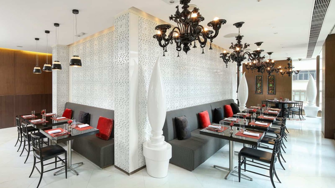 Mira Moon Hotel, photo 2
