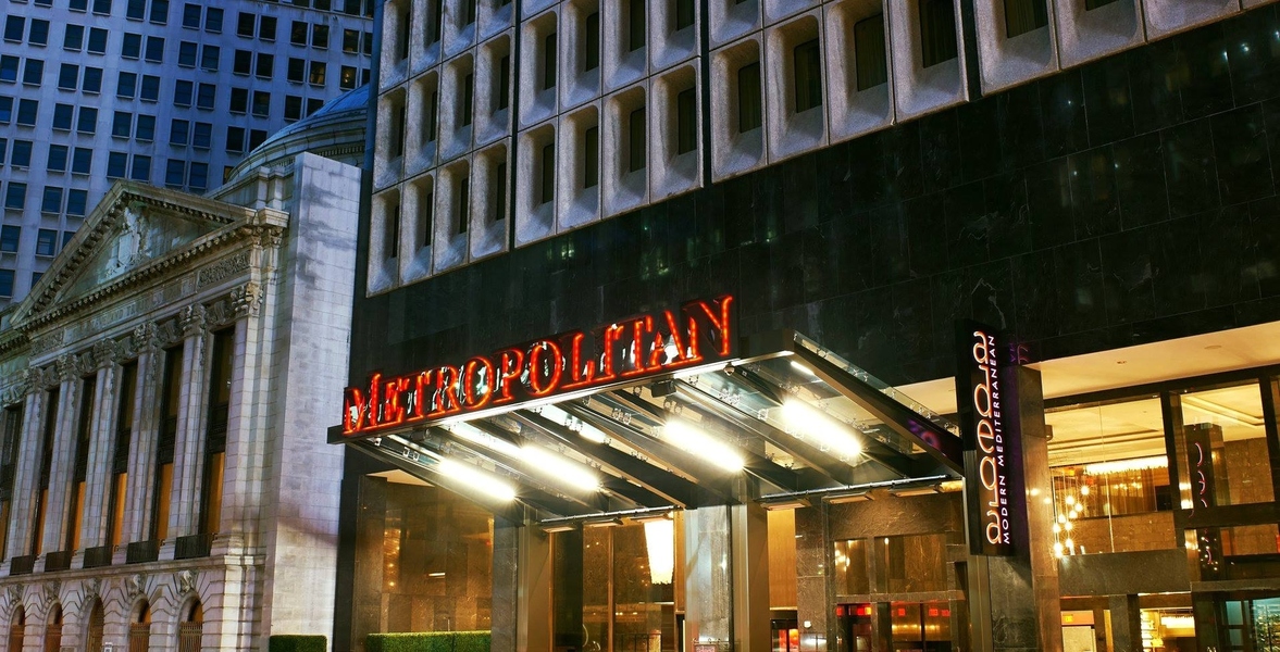 The Metropolitan at the 9, photo 1