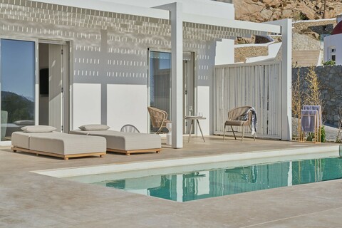 Once in Mykonos, Designed For Adults, photo 3