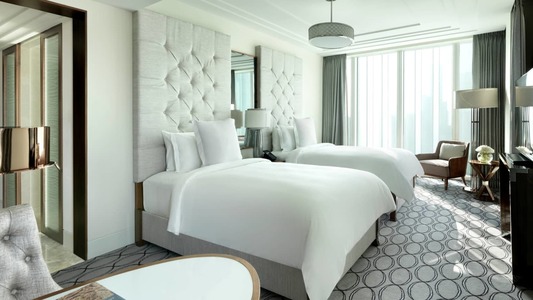 Four Seasons Hotel Abu Dhabi at Al Maryah Island, photo 3