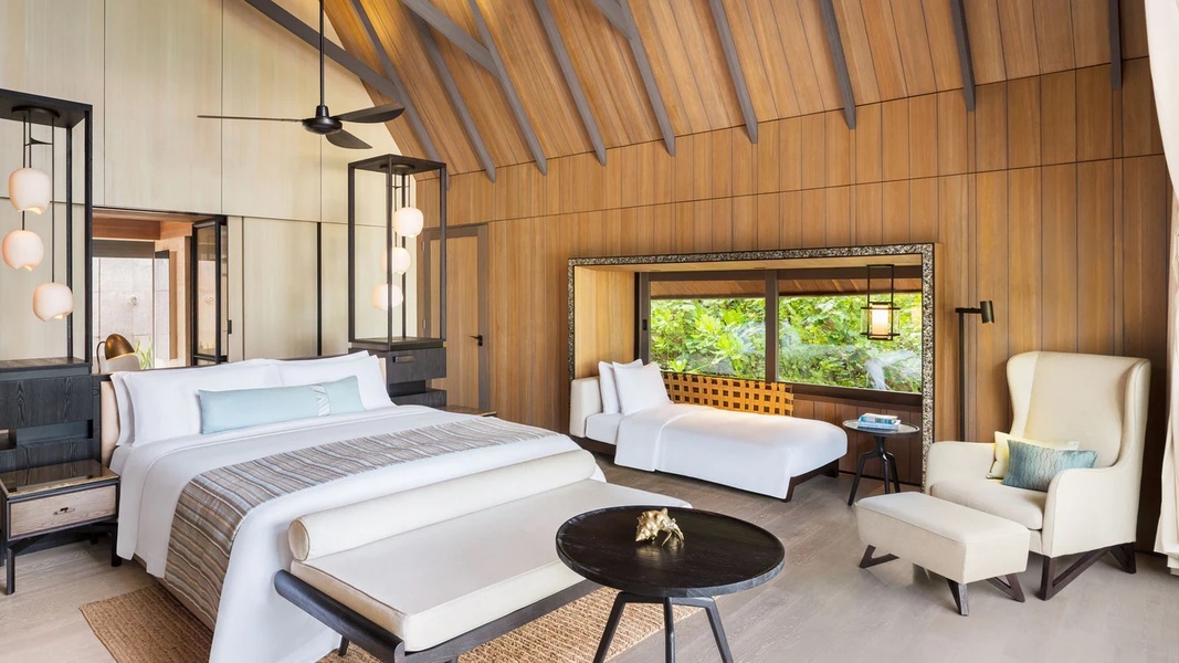 The St. Regis Maldives Vommuli Resort, photo 11