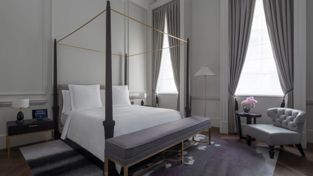 Four Seasons Hotel London at Tower Bridge, photo 4