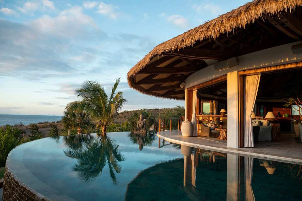 Necker Island, photo 2