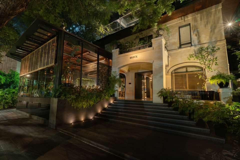 Brick Hotel, photo 1