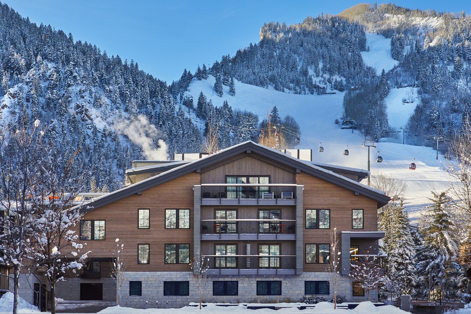W Aspen, photo 3
