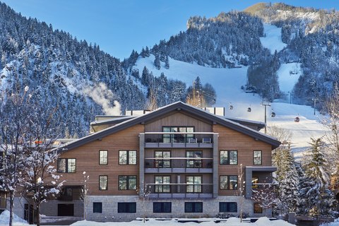 W Aspen, photo 3