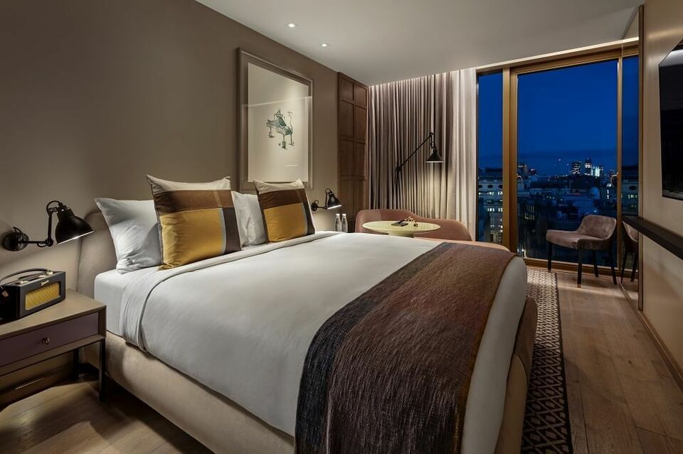 The Londoner Hotel, photo 2