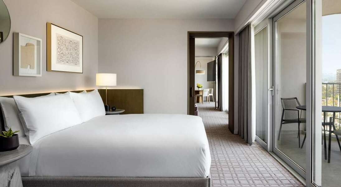Fairmont Century Plaza, photo 1