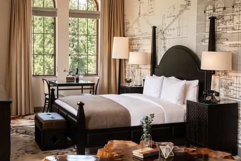 The Lodge at St. Edward State Park, photo 4