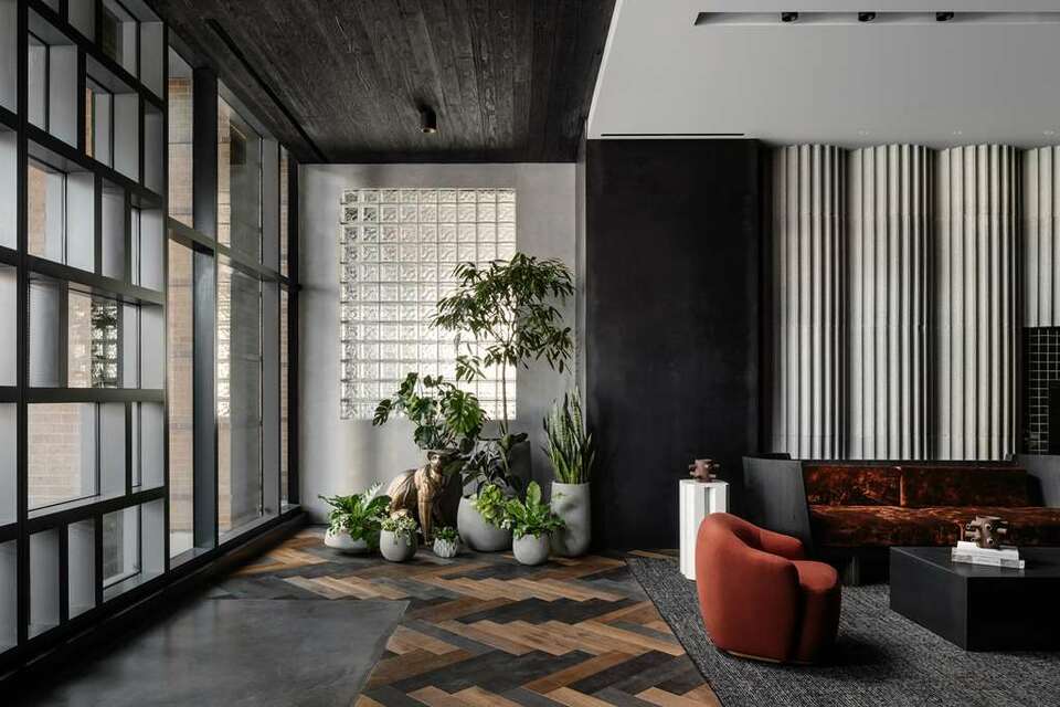 Thompson Austin, photo 8