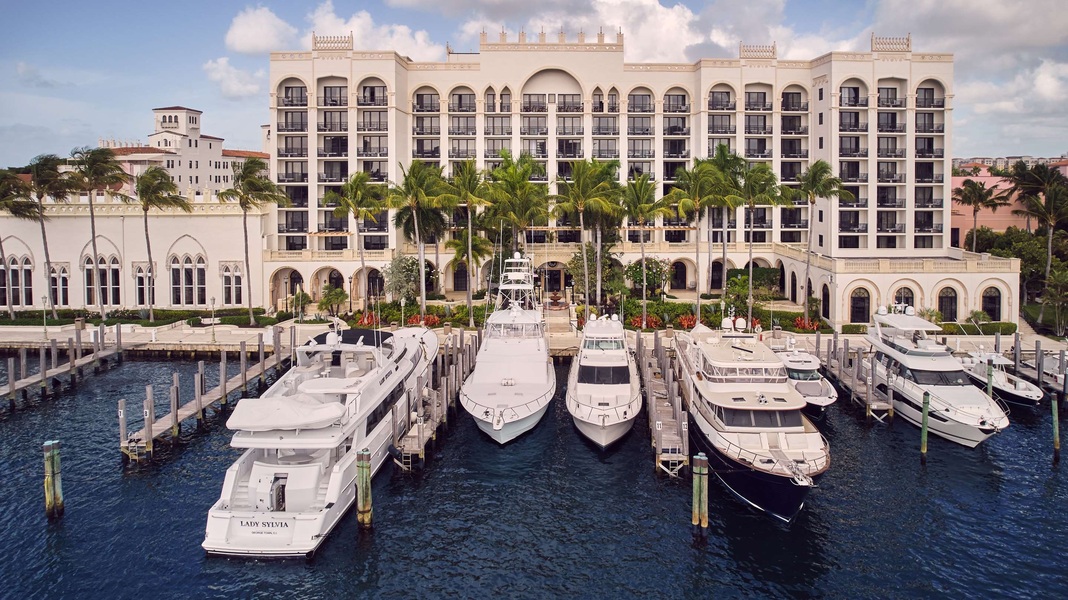 Yacht Club at the Boca Raton, photo 1