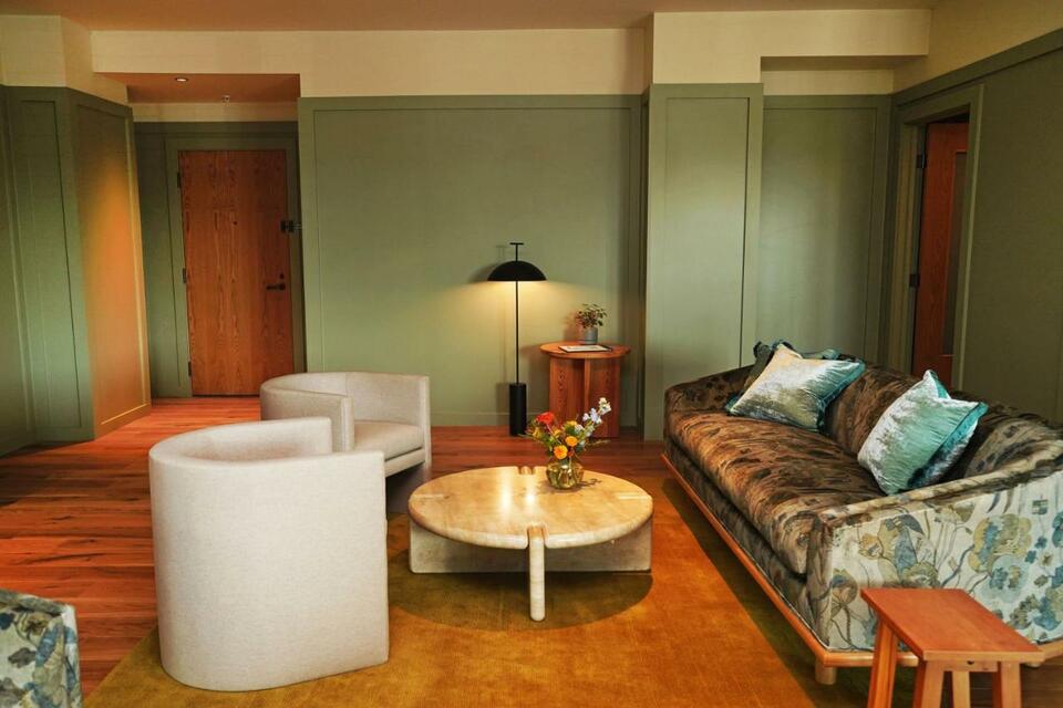 Albert Hotel, photo 1