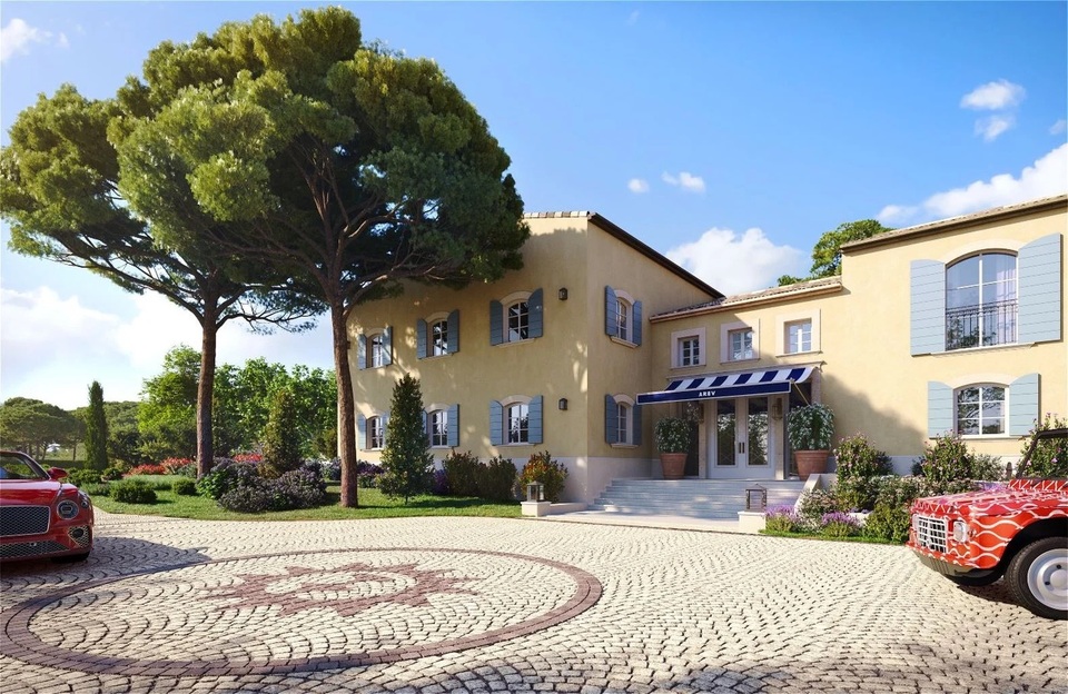 Arev St. Tropez, photo 1